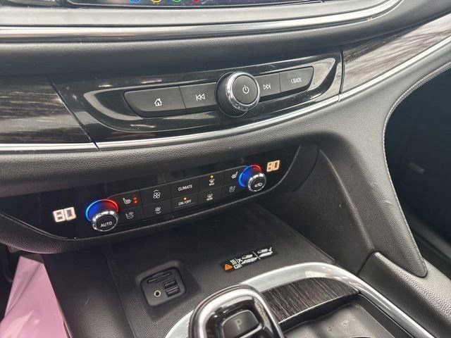 Used 2020 Buick Enclave Avenir w/ Avenir Technology Package image 25