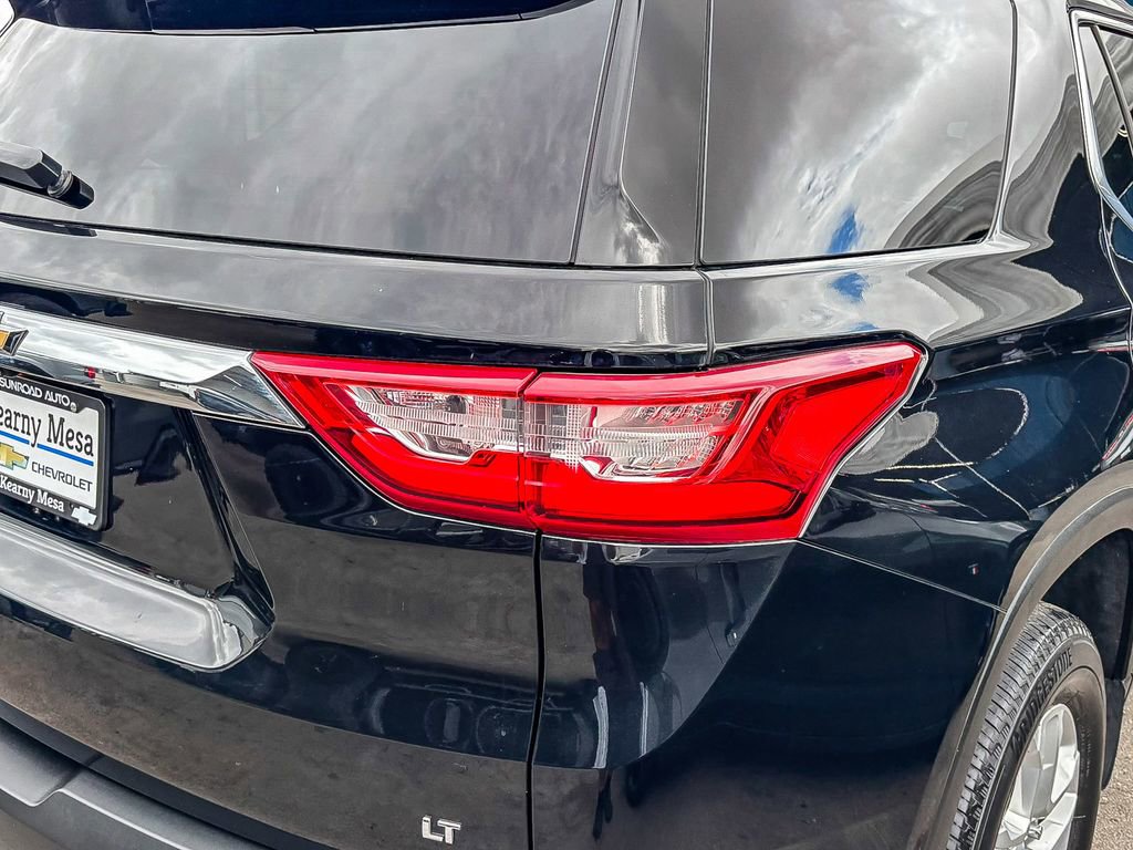 Used 2021 Chevrolet Traverse LT image 7