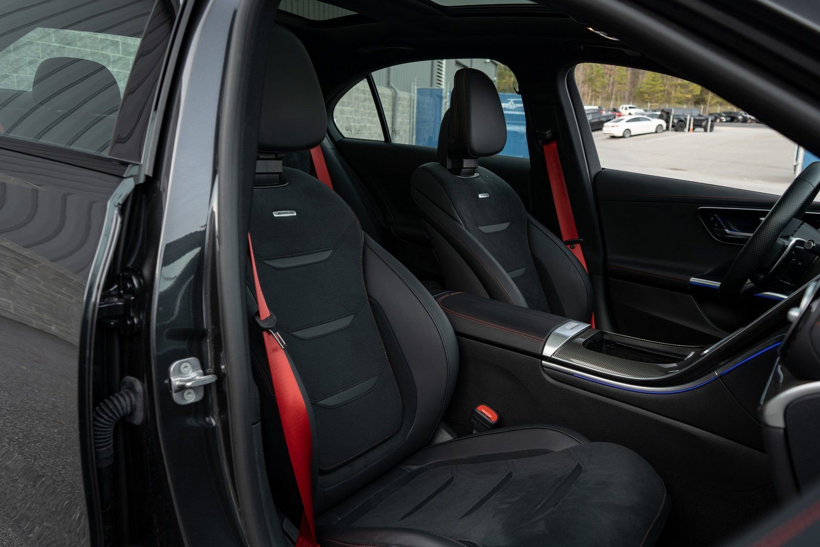 Used 2024 Mercedes-Benz C 43 AMG 4MATIC Sedan image 40