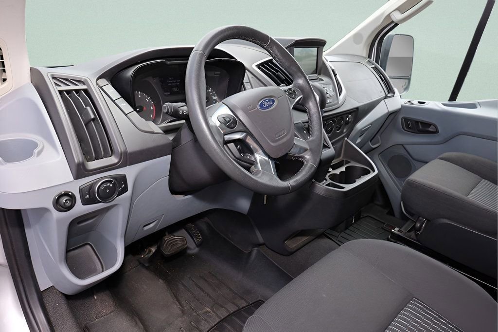 Used 2016 Ford Transit 150 XLT RWD image 18