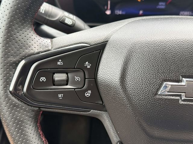 Used 2025 Chevrolet Trax RS w/ Driver Confidence Package FWD image 20
