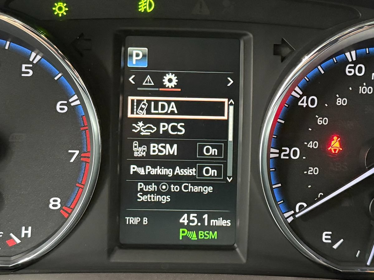 Used 2017 Toyota RAV4 Limited w/ All Weather Liner Package AWD/4WD image 18