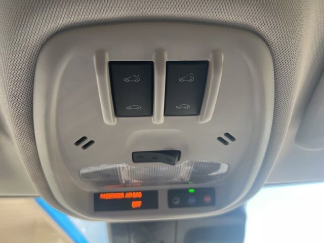 Used 2025 Chevrolet Trax ACTIV w/ Sunroof Package FWD image 22