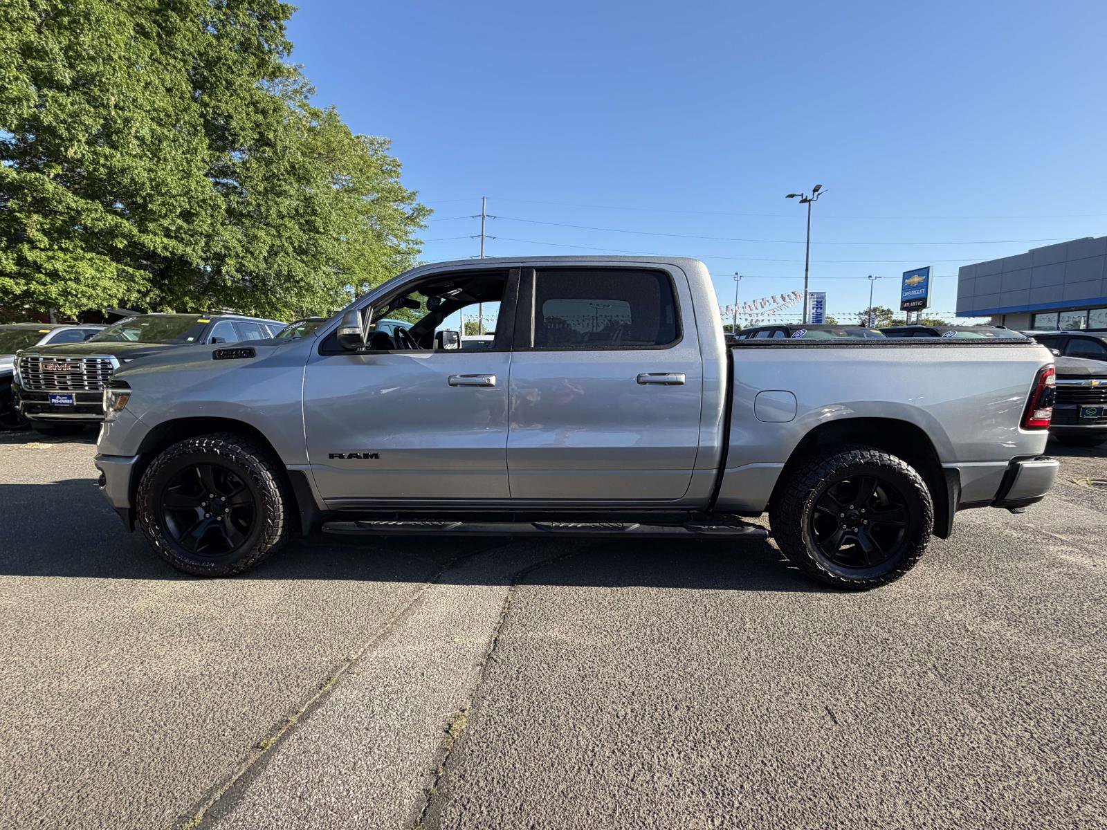 Used 2020 RAM 1500 Big Horn AWD/4WD image 3