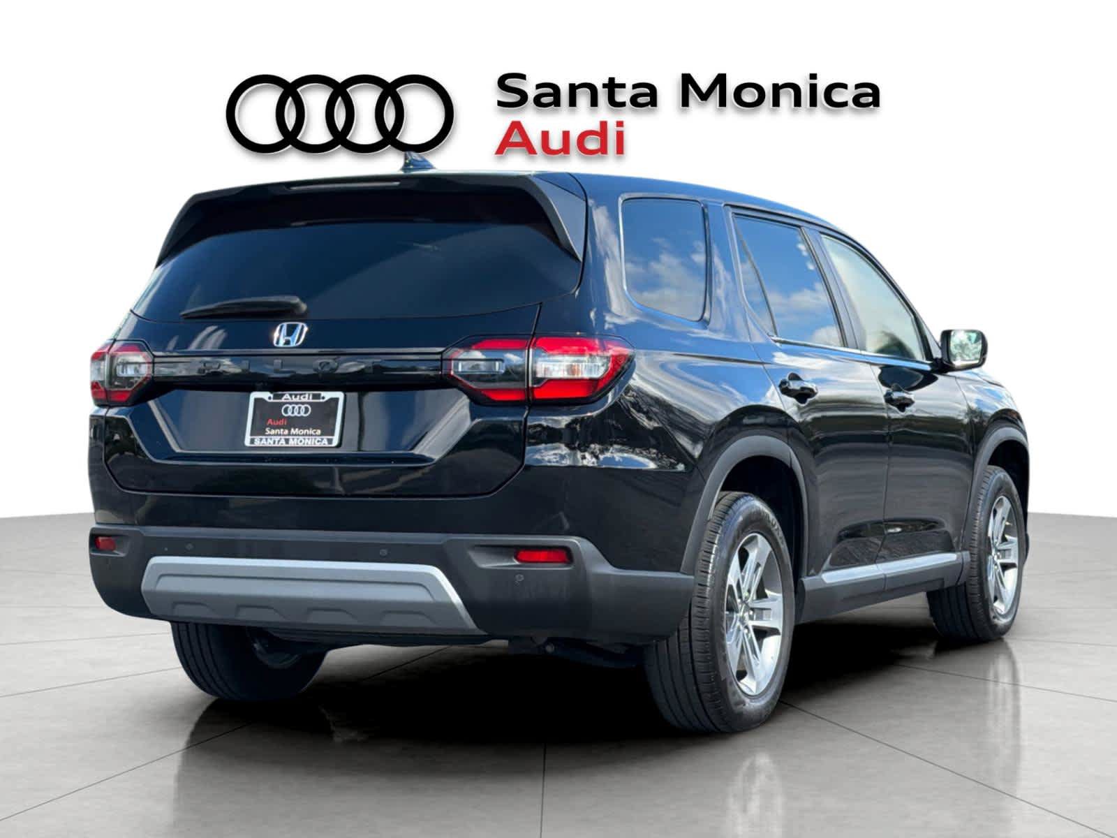 Used 2025 Honda Pilot EX-L image 2