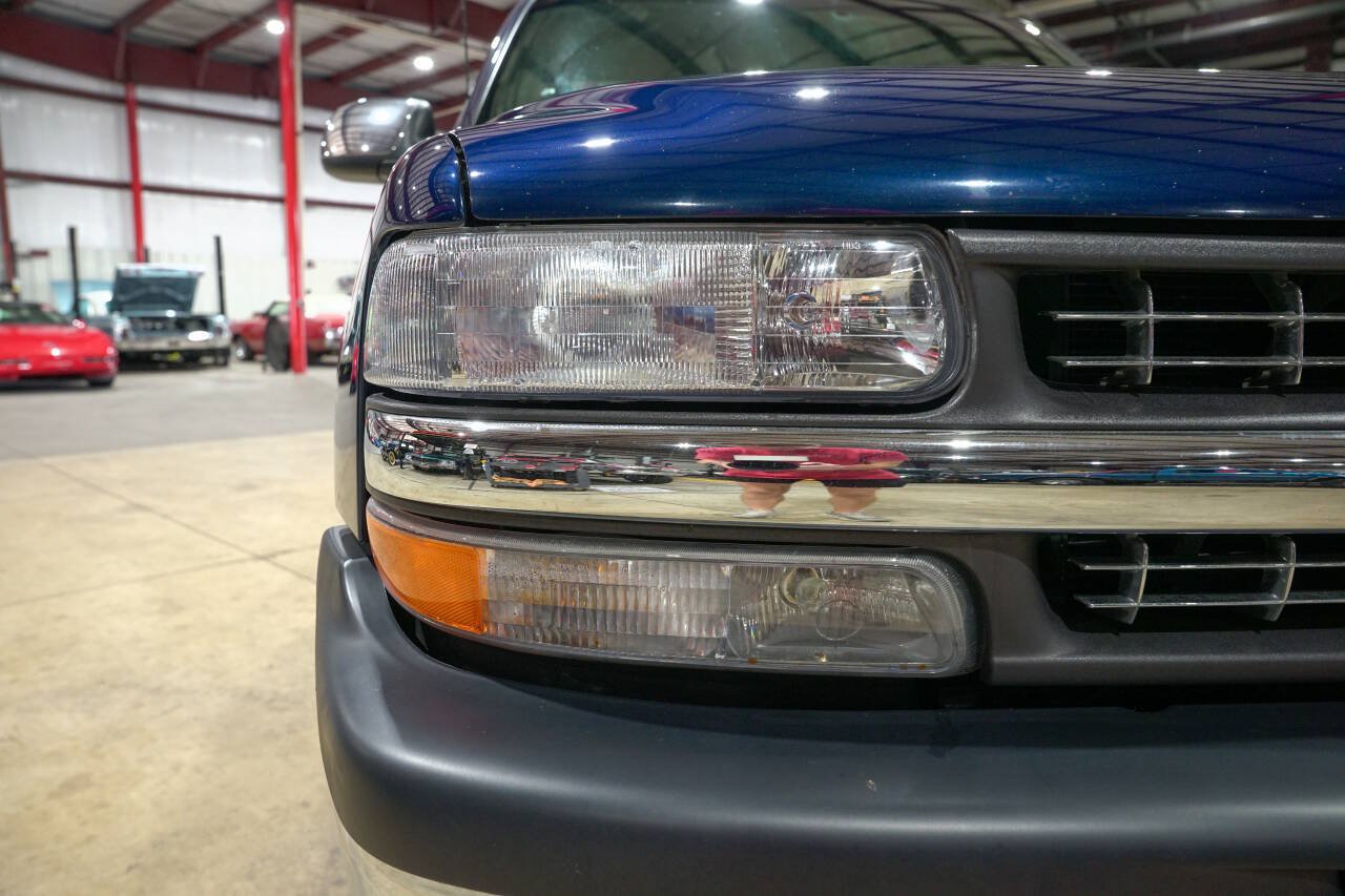 Used 2001 Chevrolet Silverado 1500 LS w/ Off-Road Chassis Pkg AWD/4WD image 39