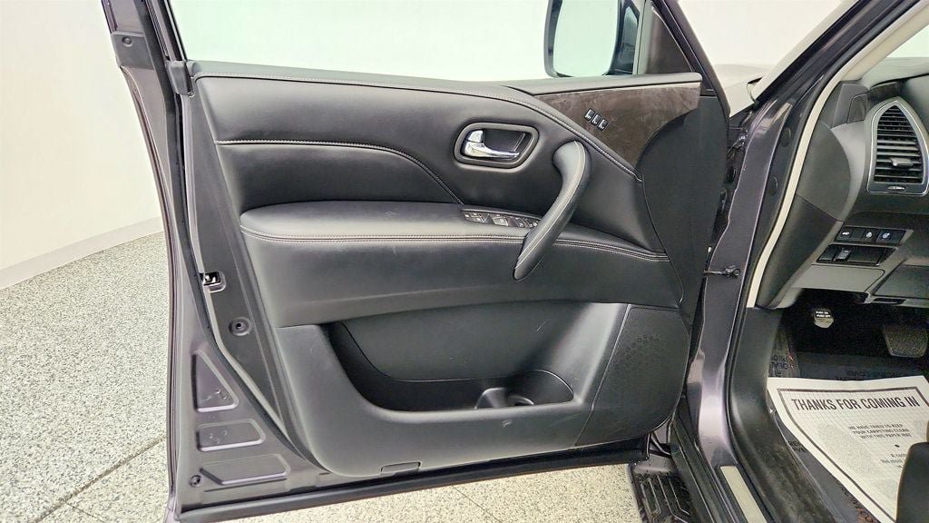 Used 2024 INFINITI QX80 Luxe AWD/4WD image 11