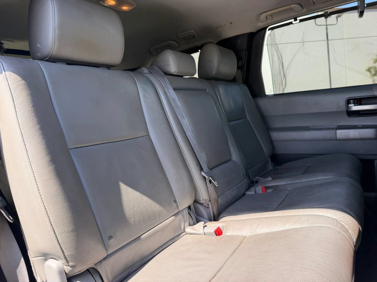 Used 2016 Toyota Sequoia Limited w/ Safety & Convenience Package AWD/4WD image 20