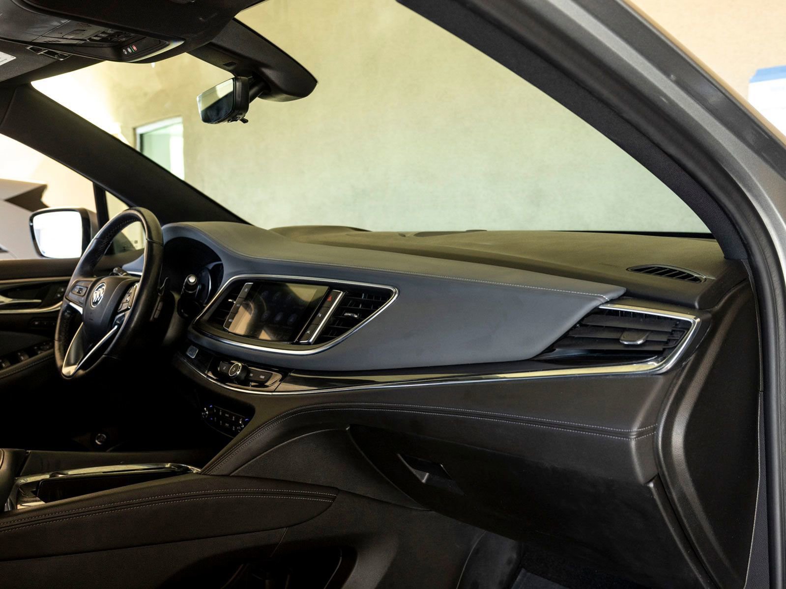 Used 2023 Buick Enclave Premium w/ Experience Buick Package image 30