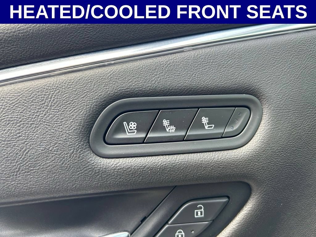 Used 2021 Cadillac Escalade Premium Luxury w/ Driver Assist Tech Package AWD/4WD image 8