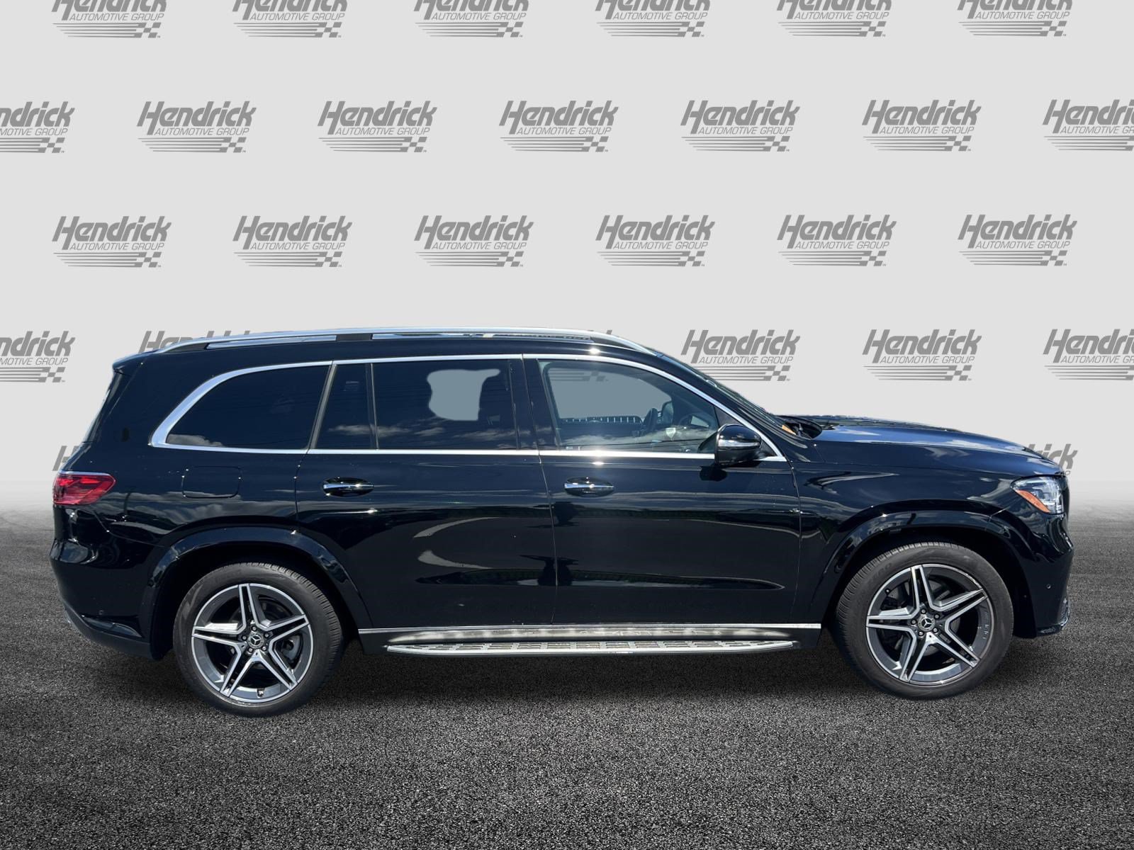 Certified 2024 Mercedes-Benz GLS 450 4MATIC w/ AMG Line Exterior image 11