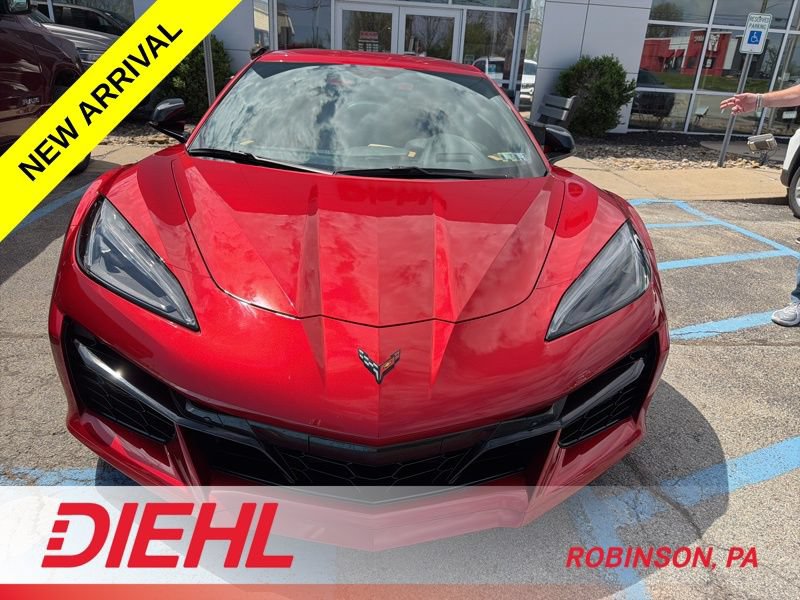 Used 2023 Chevrolet Corvette Z06 w/ Stealth Interior Trim Package RWD image 3