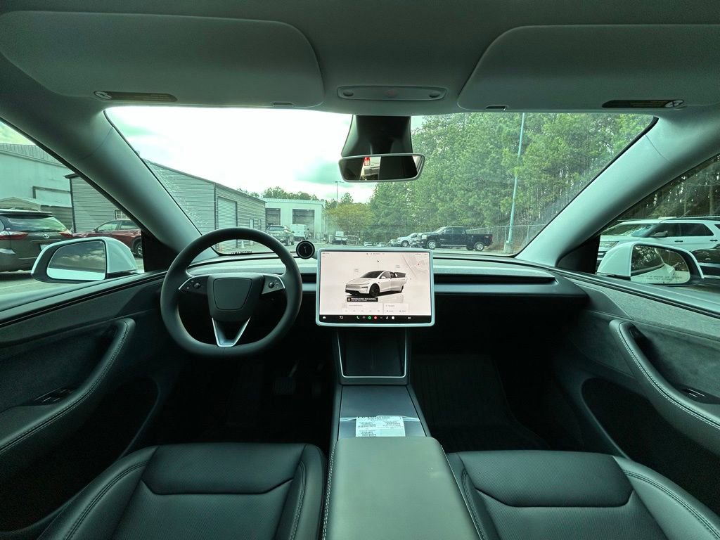 Used 2026 Tesla Model Y 2WD image 11