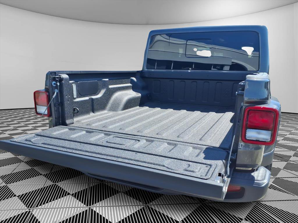 New 2026 Jeep Gladiator Overland AWD/4WD image 25