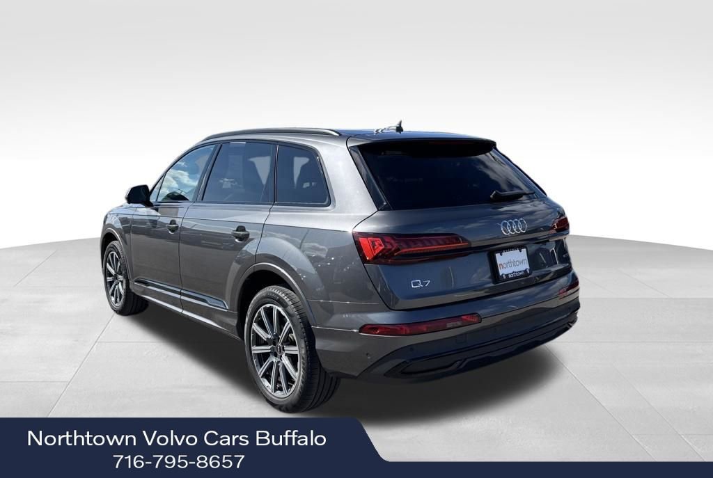 Used 2023 Audi Q7 2.0T Premium Plus AWD/4WD image 3