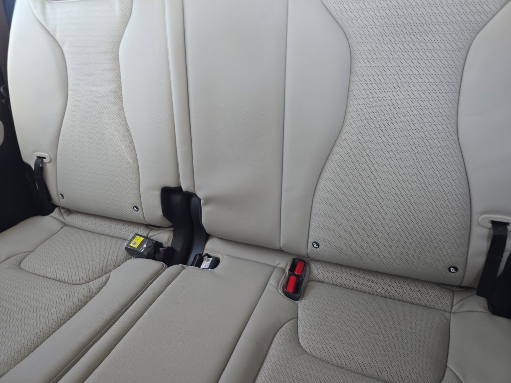 New 2026 Kia Carnival SX Prestige FWD image 18