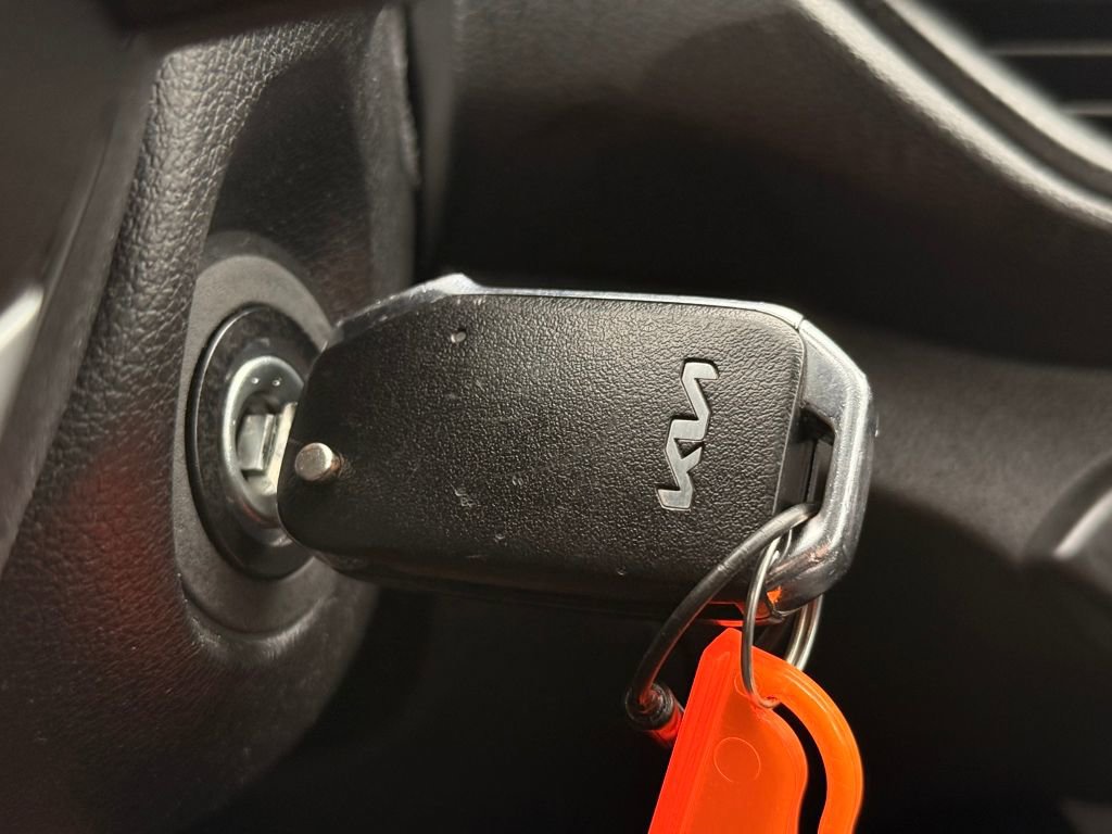 Used 2023 Kia Forte LXS image 32