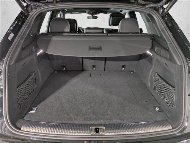 Used 2022 Audi Q5 e Premium Plus image 7