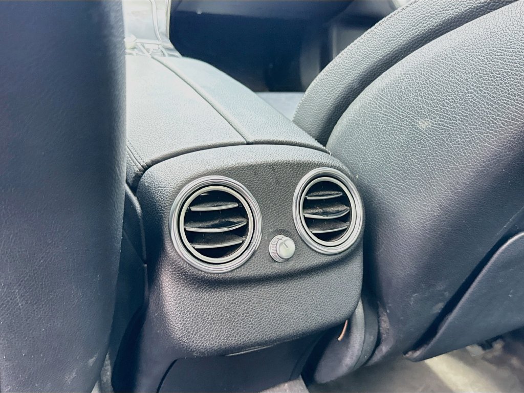 Used 2019 Mercedes-Benz C 300 Sedan w/ Premium Package image 28