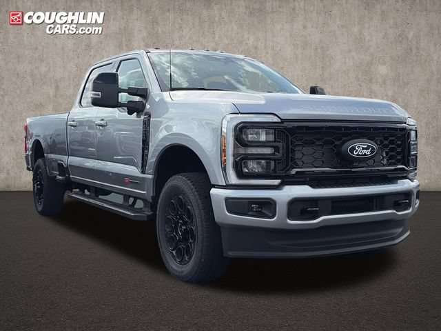 New 2027 Ford F350 Lariat w/ Black Appearance Package