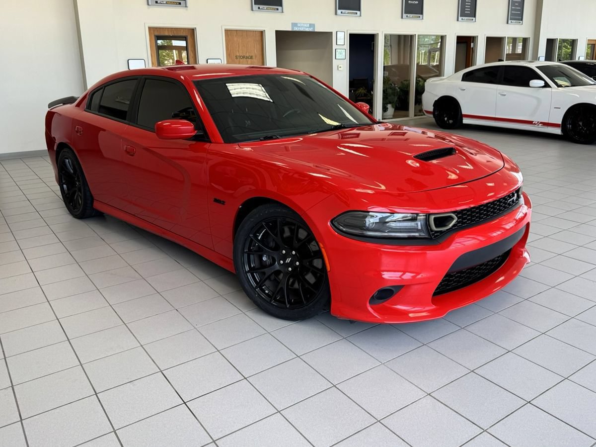 Used 2019 Dodge Charger Scat Pack w/ Dynamics Package RWD image 9