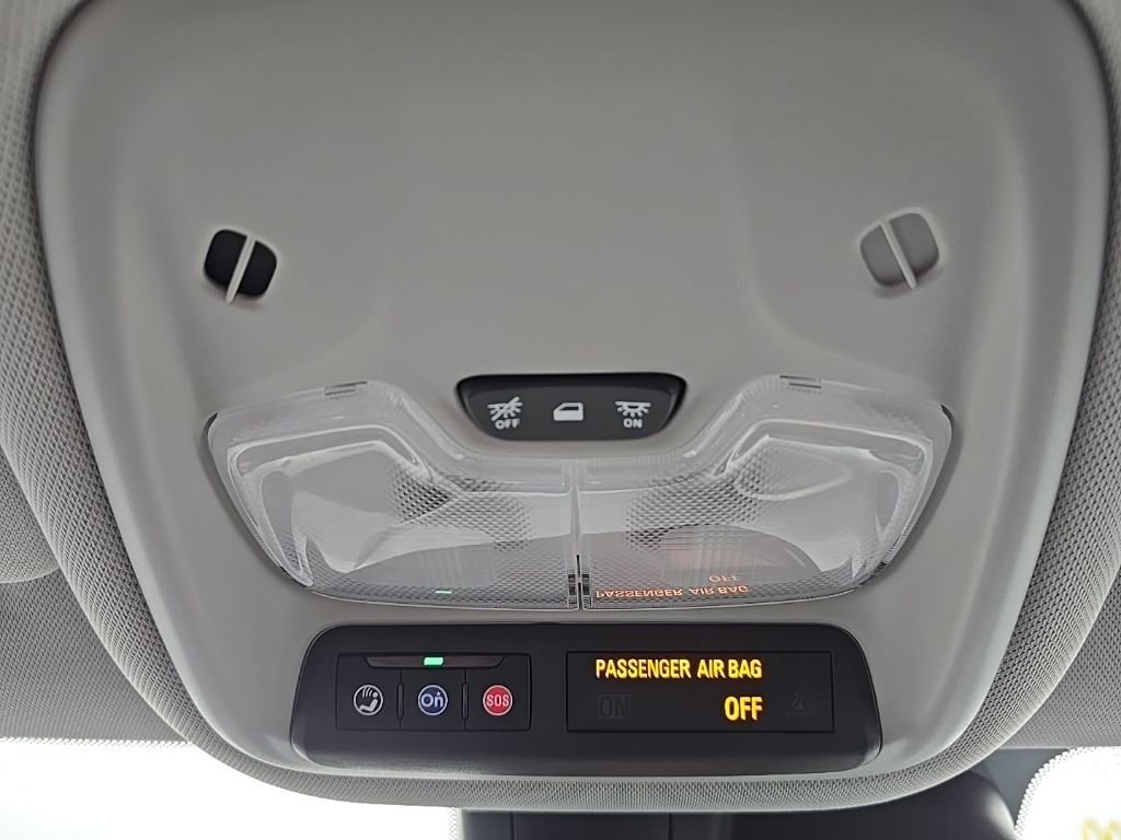 Used 2025 Chevrolet TrailBlazer LT w/ Convenience Package image 35