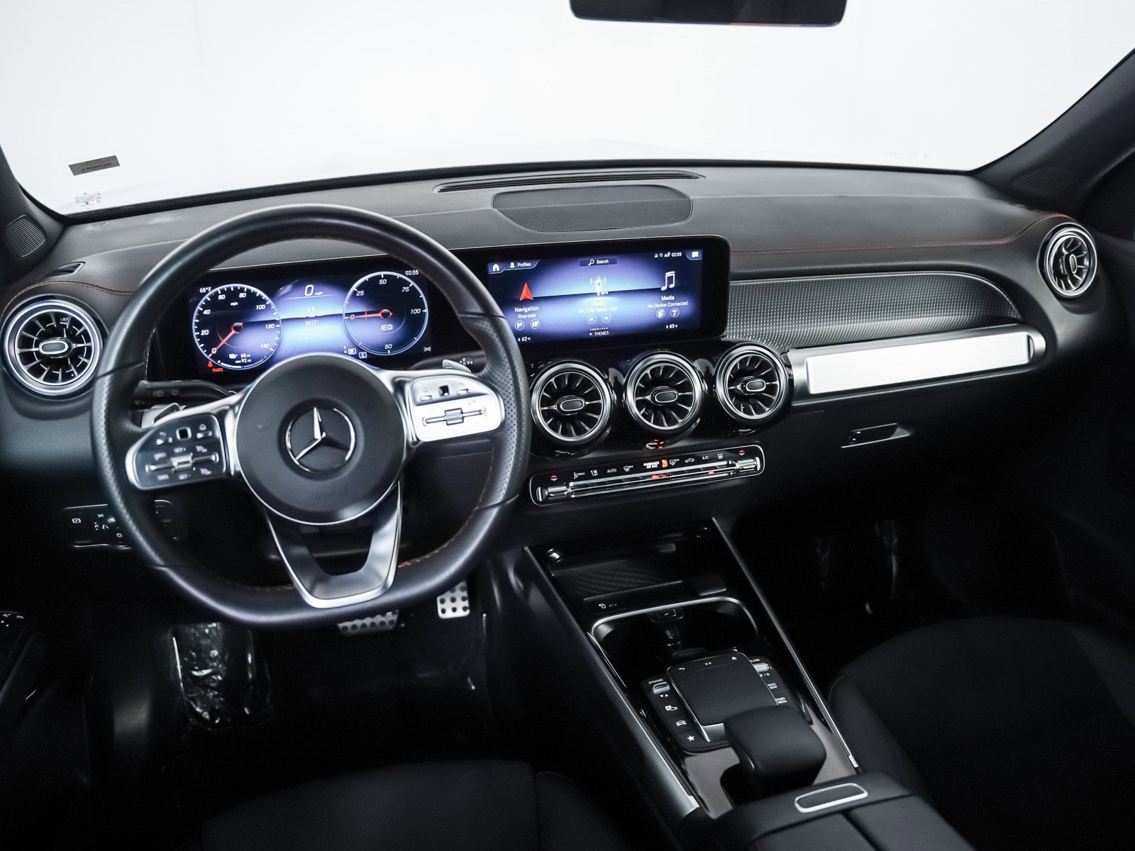 Certified 2022 Mercedes-Benz EQB 300 4MATIC image 18