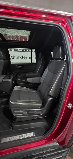 New 2026 Chevrolet Suburban Premier w/ Sun And Tow Package image 27