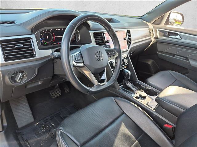 Used 2022 Volkswagen Atlas Cross Sport SE AWD/4WD image 13