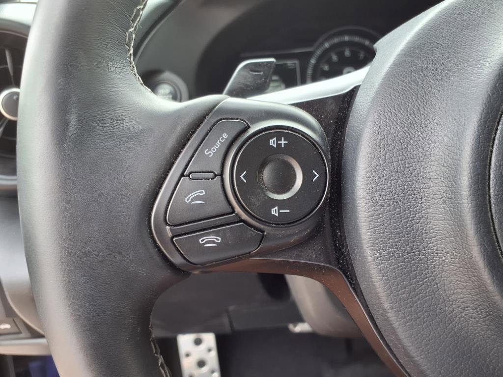 Used 2024 Toyota GR86 Premium image 15