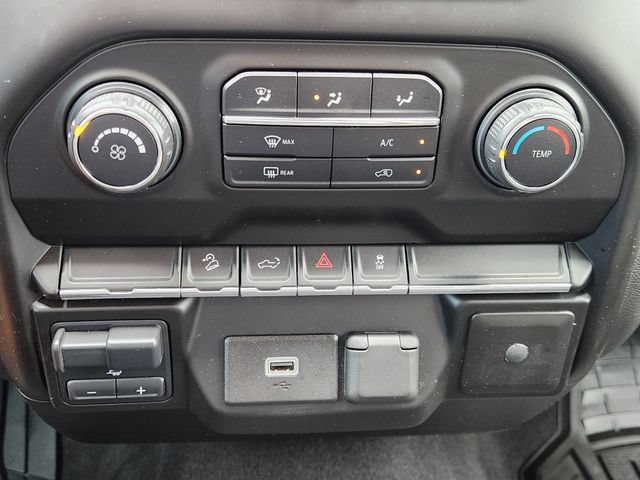 Used 2020 Chevrolet Silverado 1500 Custom Trail Boss w/ Custom Convenience Package AWD/4WD image 20