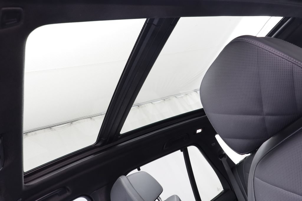 Used 2023 BMW X5 M50i w/ Executive Package AWD/4WD image 15