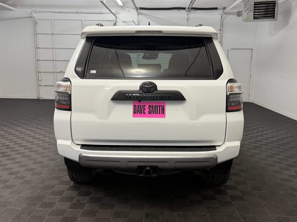 Used 2021 Toyota 4Runner TRD Off-Road AWD/4WD image 10