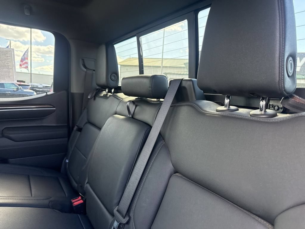 Used 2025 Chevrolet Silverado 1500 RST w/ Convenience Package II AWD/4WD image 43