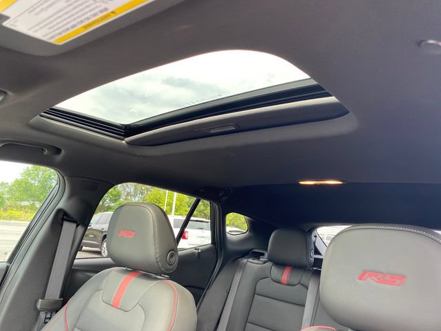 Used 2024 Chevrolet Trax RS w/ Sunroof Package FWD image 15