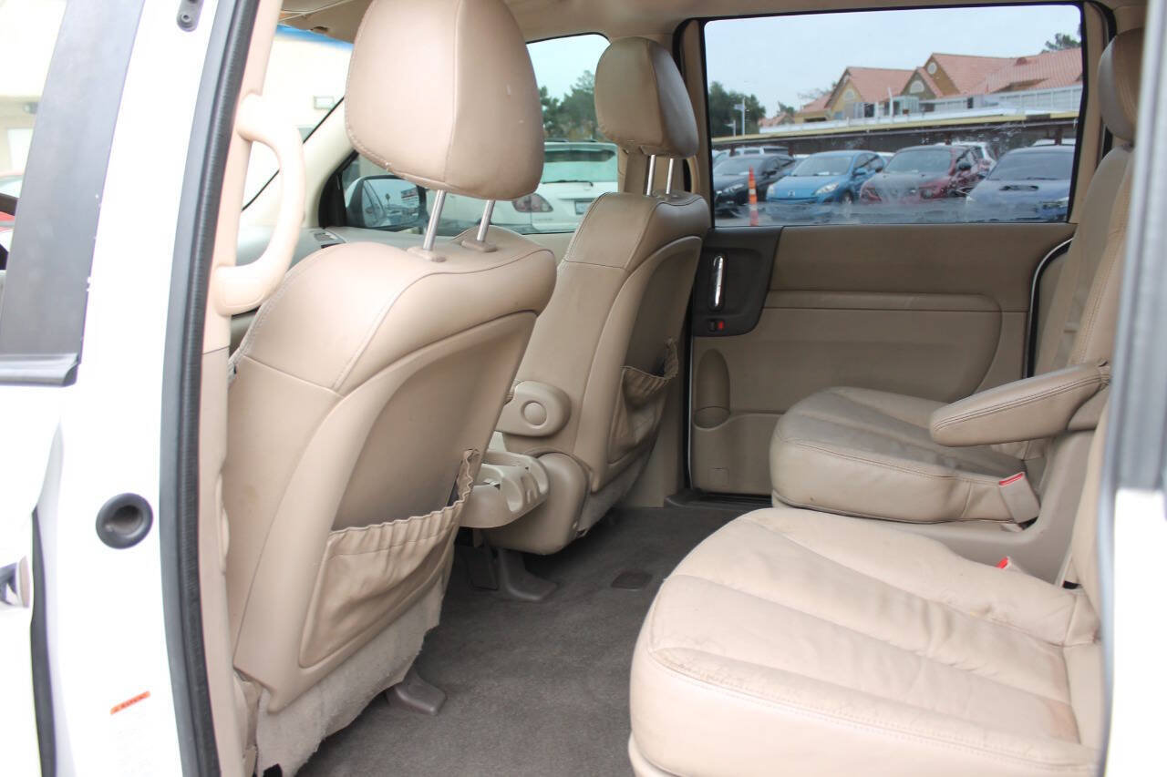 Used 2012 Kia Sedona EX w/ Luxury Pkg FWD image 15