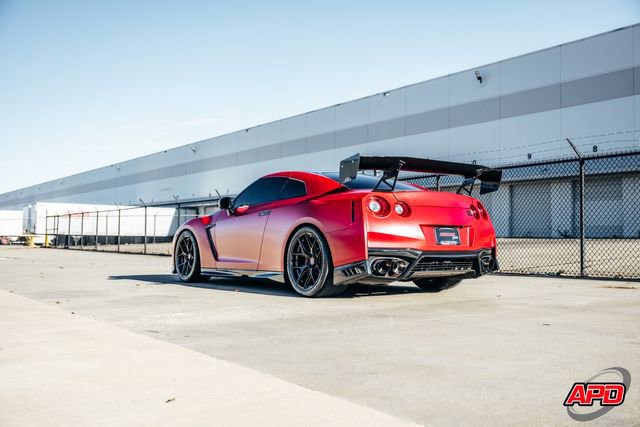 Used 2020 Nissan GT-R Premium w/ Premium Interior Package image 54