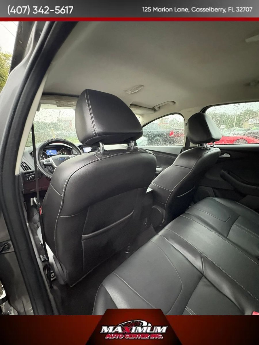 Used 2014 Ford Focus SE w/ Equipment Group 201A FWD image 20
