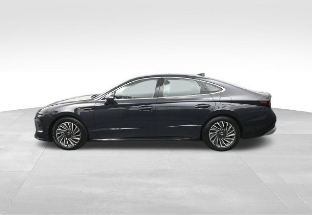 New 2026 Hyundai Sonata Limited FWD image 5