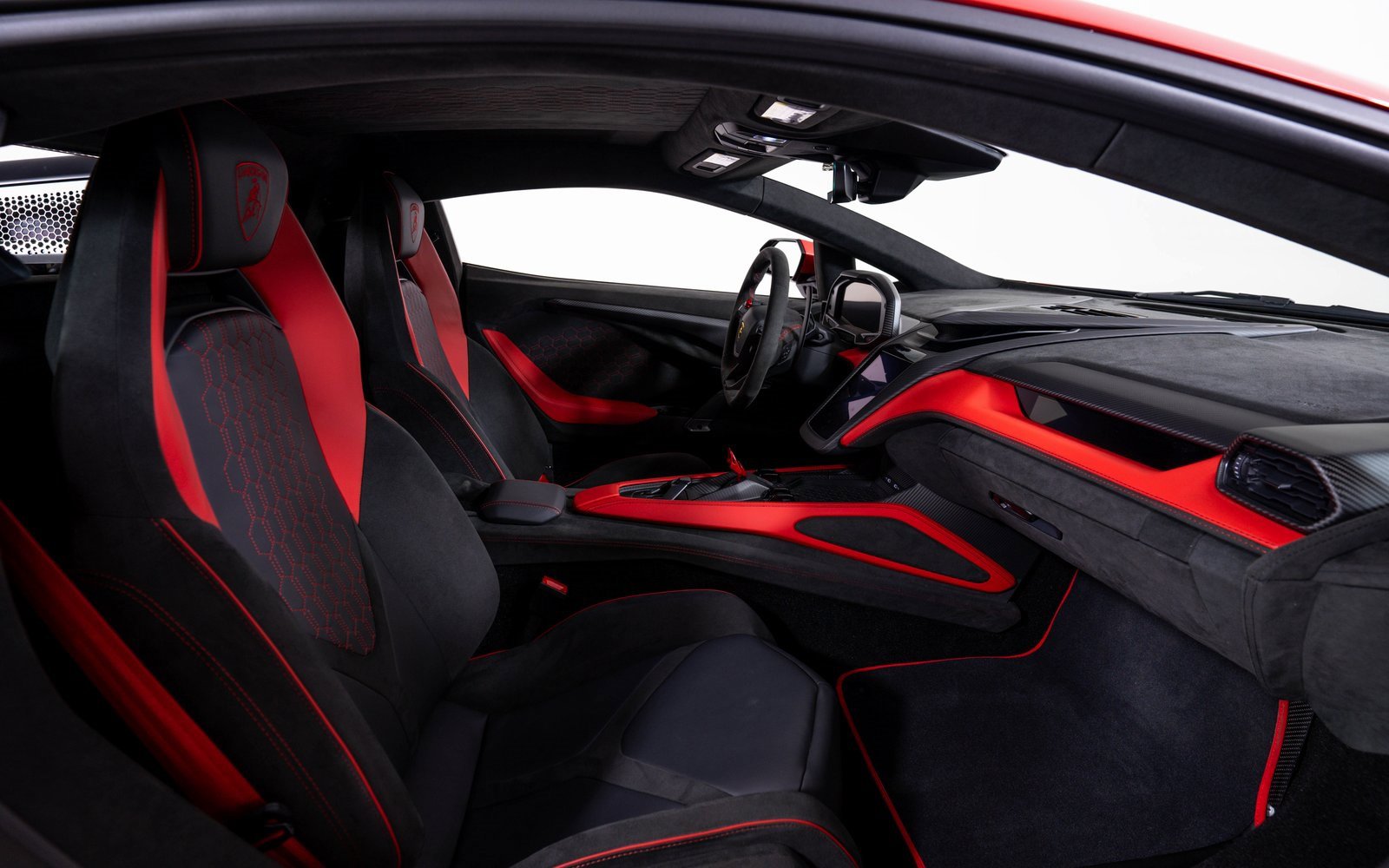 Used 2024 Lamborghini Revuelto image 22