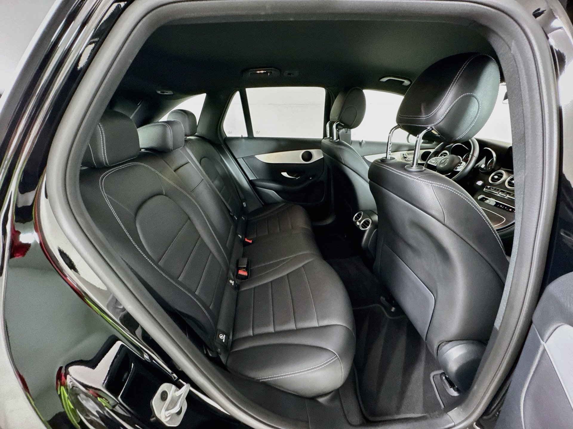 Used 2022 Mercedes-Benz GLC 300 image 28