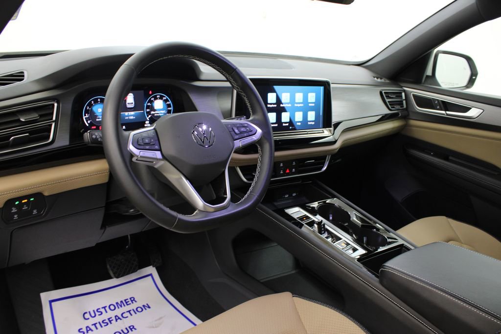 Certified 2024 Volkswagen Atlas Cross Sport SE FWD image 15