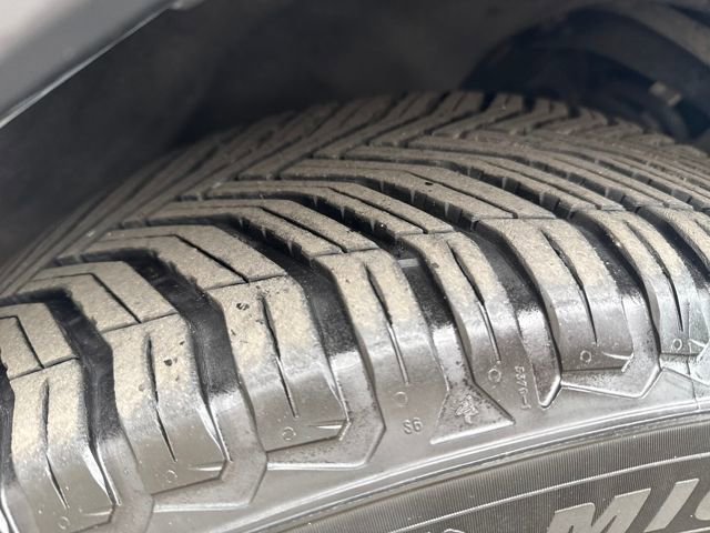 Used 2020 Jeep Grand Cherokee Limited w/ Luxury Group II image 28