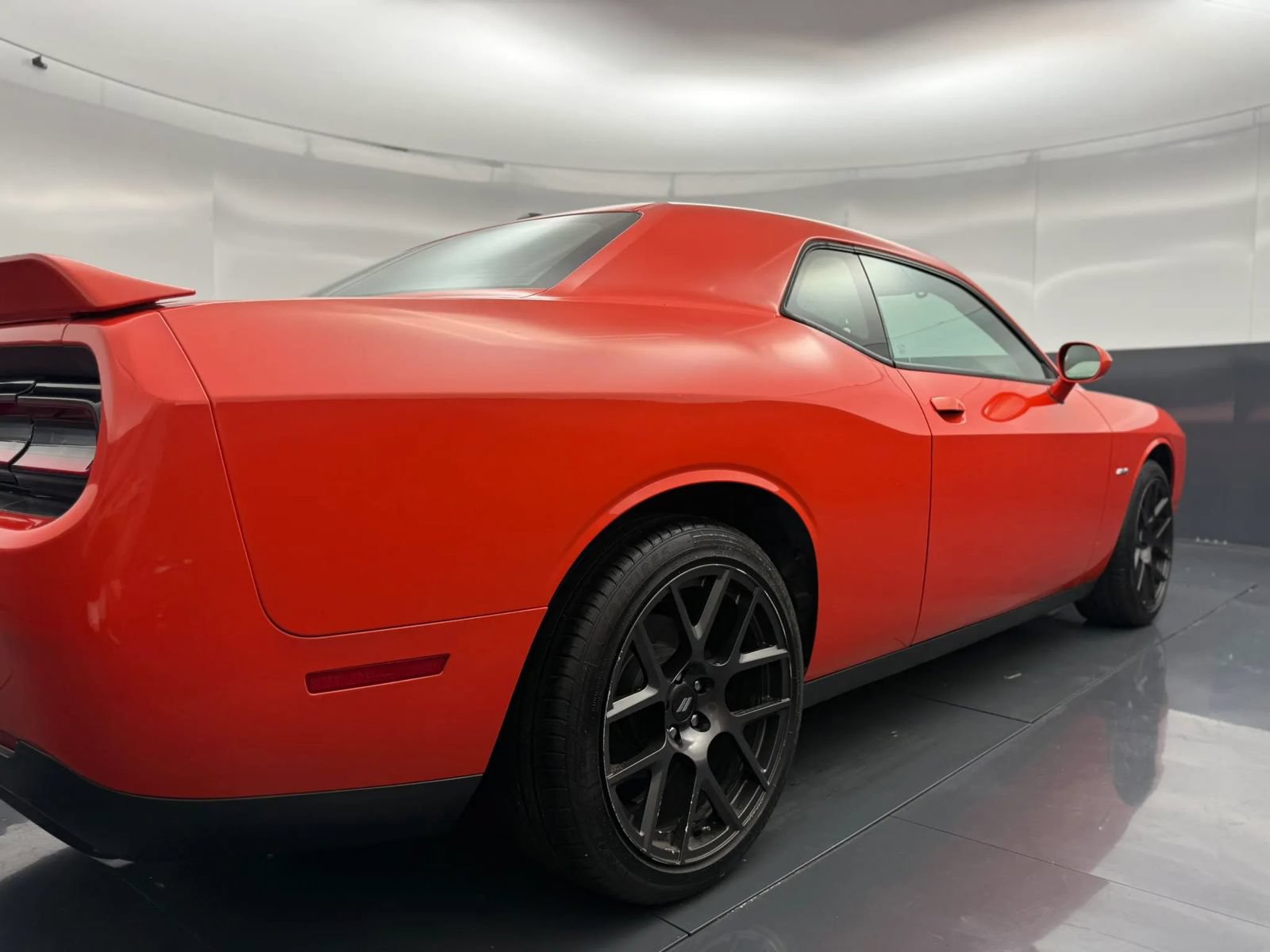 Used 2018 Dodge Challenger R/T w/ Sound Group RWD image 6