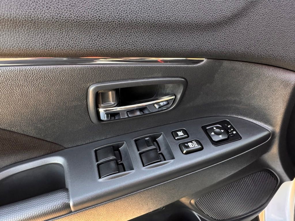 Used 2025 Mitsubishi Outlander Sport LE image 34