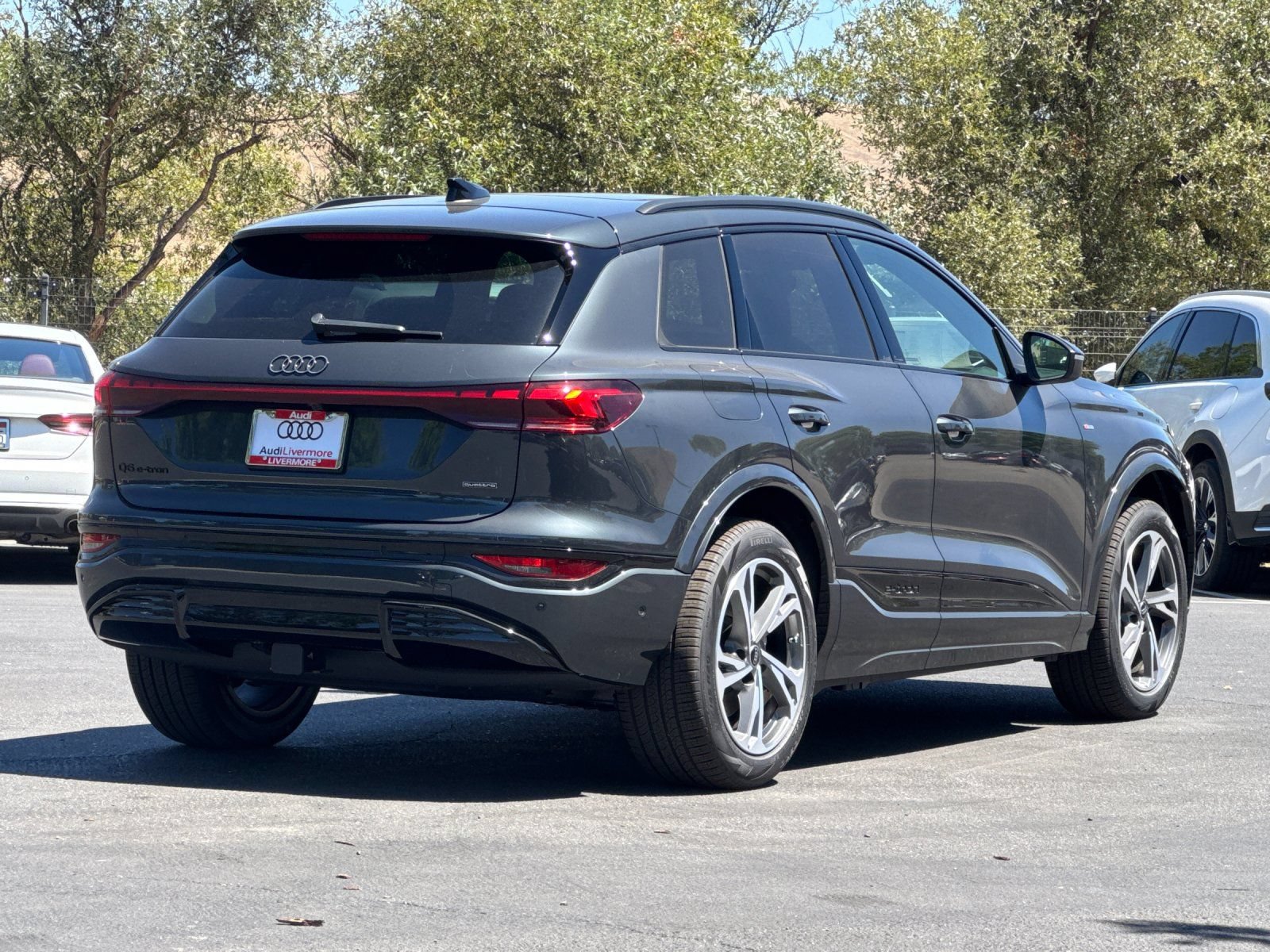 New 2027 Audi Q6 e-tron Premium Plus AWD/4WD image 6
