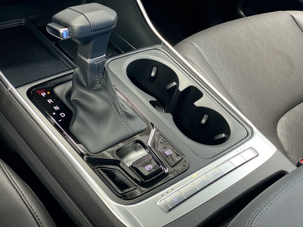 New 2027 Kia Carnival EX w/ Dark Edition Package FWD image 24