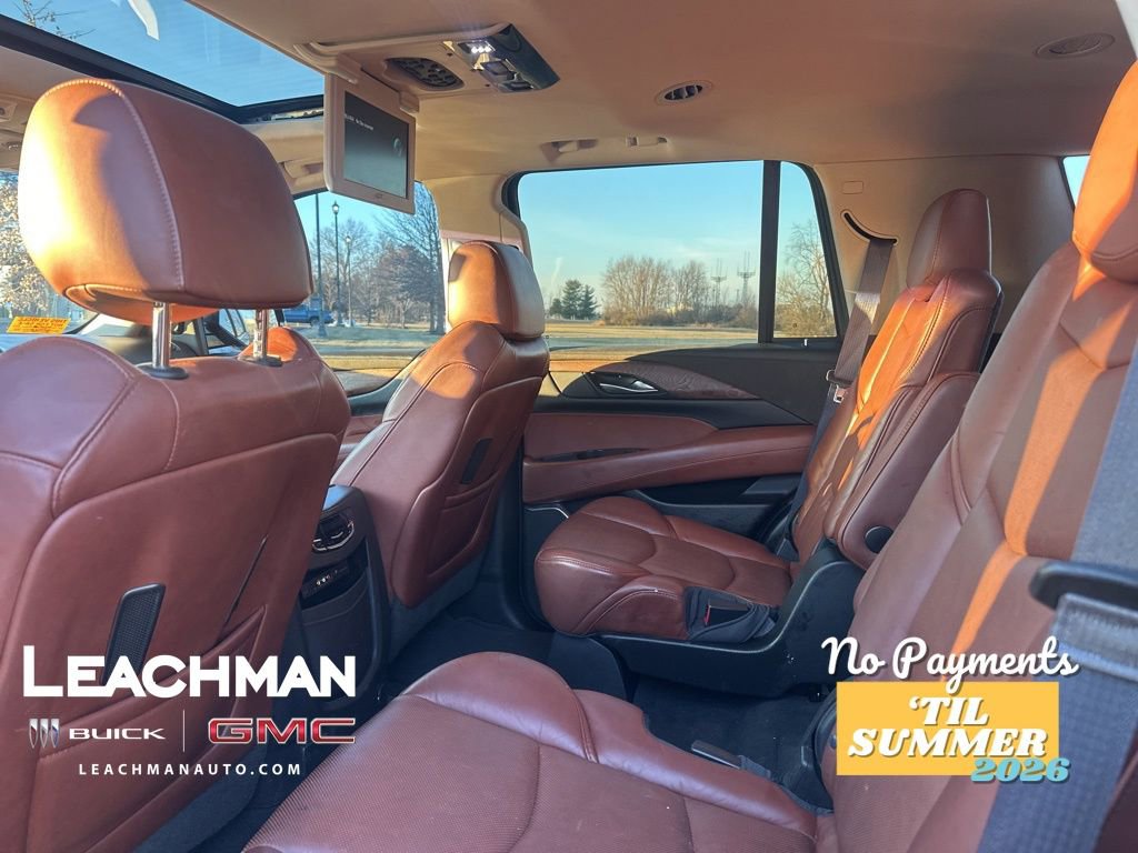 Used 2016 Cadillac Escalade Premium image 10
