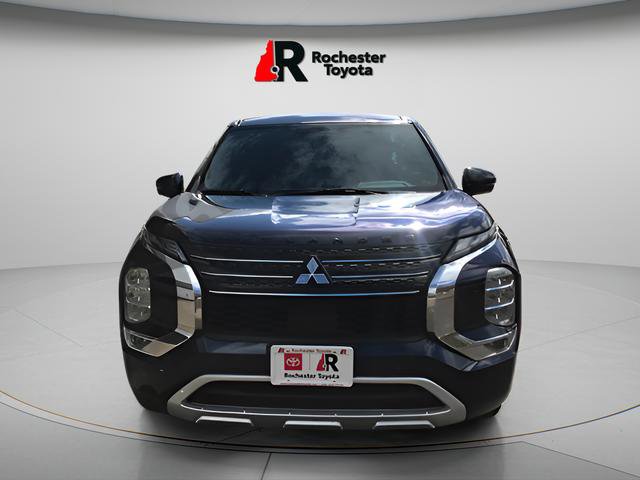 Used 2022 Mitsubishi Outlander SE AWD/4WD image 2