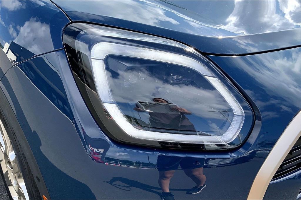 Certified 2025 MINI Cooper Countryman S w/ Comfort Package Max image 30